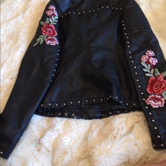 Black & Roses Leather Jacket - Picture 2 of 4